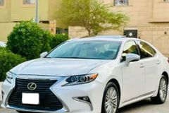لكزس ES350 للبيع