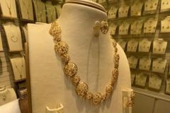 طقم ذهب عيار 21