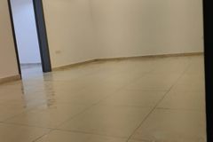 شقة للايجار الرياض حي العارض
3غرف نوم واحدة منها ماستر
مجلس صالة
3دورات مياه
المطبخ راكب المكيفات راكبة 
للايجار 25الف سنوي على دفعتين