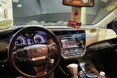 تويوتا افالون ليمتد